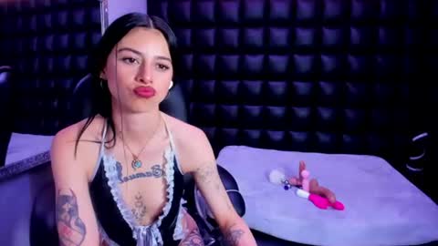 dulce_miiaa online show from August 8, 6:08 pm