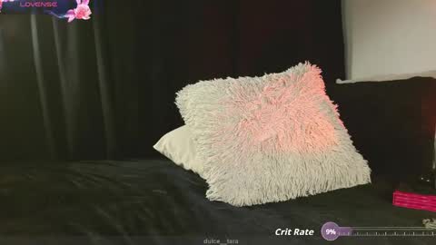   online show from April 12, 10:45 pm