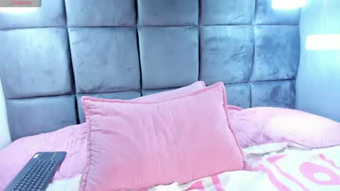 dulcee_cielo online show from August 1, 4:02 pm