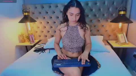 dulcee_cielo online show from August 10, 7:04 pm