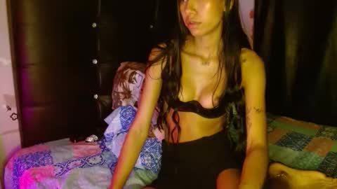 dulcelatina222 online show from May 20, 2:23 am