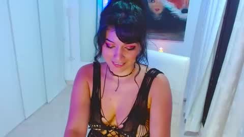 dulcepicante_1 online show from August 7, 7:19 am