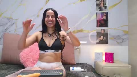 Dulce online show from August 15, 5:28 pm