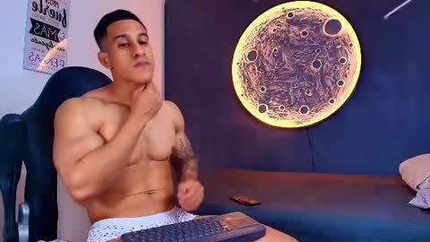 duran_dhikol1 online show from August 15, 2:59 am