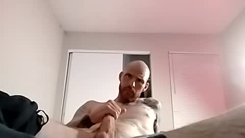 dust0n22 online show from August 16, 1:42 am