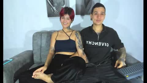 Nicolle y Julian online show from August 7, 12:27 pm