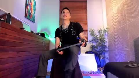 Dustin Sonne online show from August 9, 4:46 am
