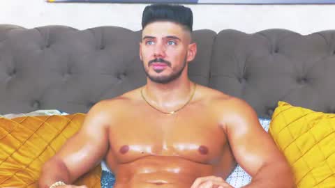 dustinkeent online show from August 5, 6:44 am
