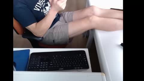 dutchpornking2 online show from September 3, 7:11 am
