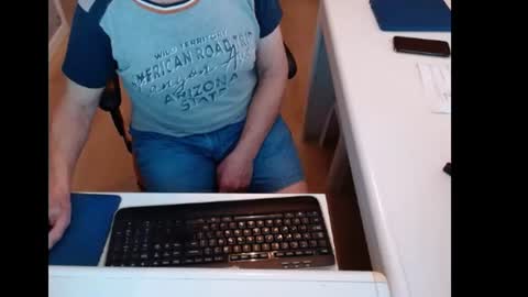 dutchpornking2 online show from September 7, 7:36 am