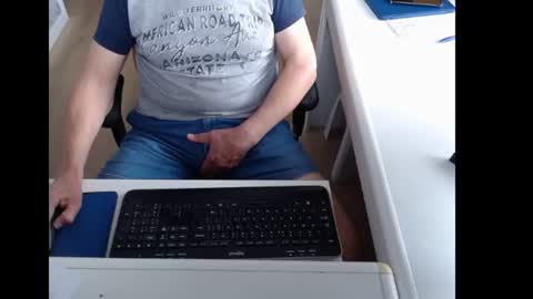 dutchpornking2 online show from September 8, 11:06 am