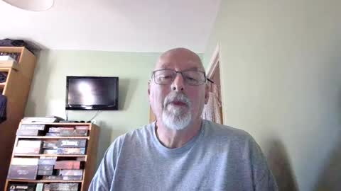 DutchUncleJohn online show from June 12, 6:15 pm