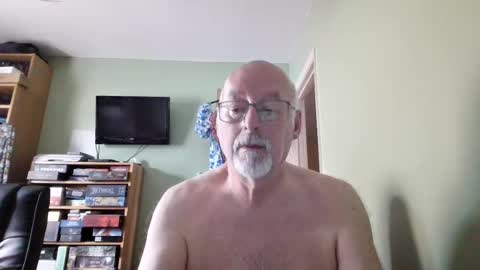 DutchUncleJohn online show from August 4, 11:40 am