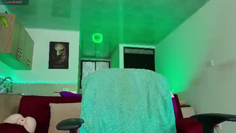 dwayne_brown online show from July 26, 3:28 pm