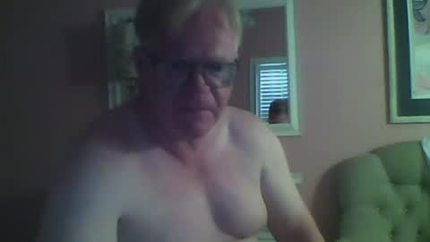 D  P iykyk online show from July 29, 11:23 pm