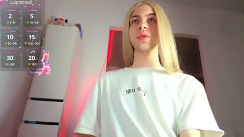 Adrian online show from August 14, 12:31 pm