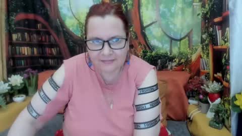 Dyanne online show from August 3, 1:23 am
