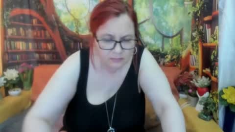 Dyanne online show from August 5, 10:35 am