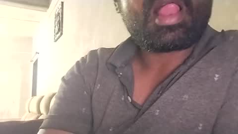 Rockhandsome online show from June 20, 1:55 pm