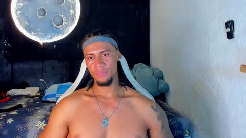 Dylan online show from August 1, 11:00 pm