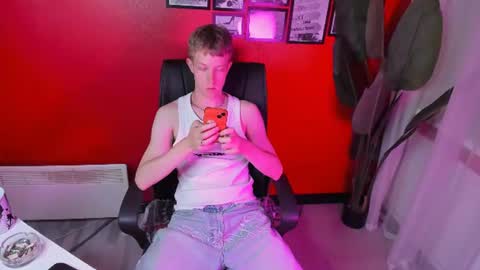 Dylan online show from July 28, 5:41 pm