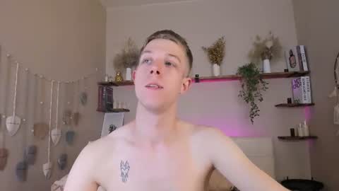 Dylan online show from August 13, 5:27 pm