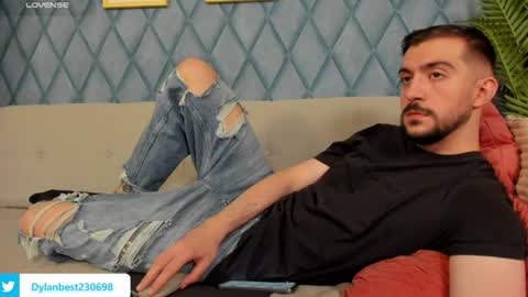 Dylan online show from August 2, 11:11 pm