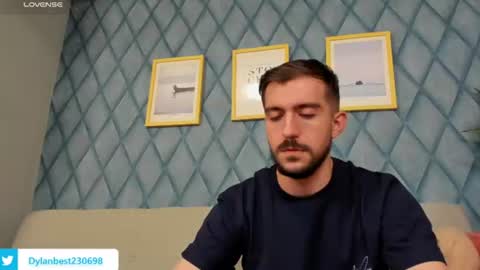 Dylan online show from August 5, 7:28 am