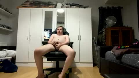 dylanlovestoexpose online show from August 1, 9:32 pm