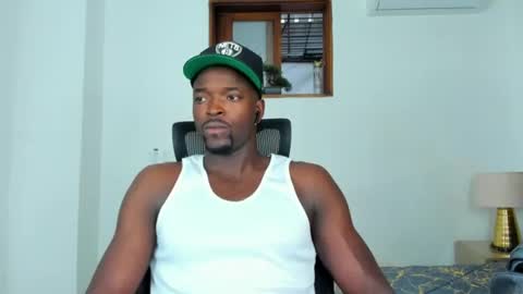 Dylan Taylor online show from August 5, 7:12 pm