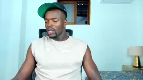 Dylan Taylor online show from August 15, 12:42 pm