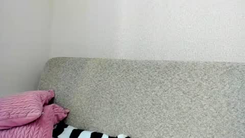 Emma online show from August 3, 2:13 pm