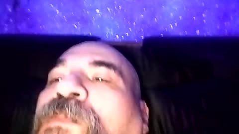 earthian online show from May 22, 2:57 am