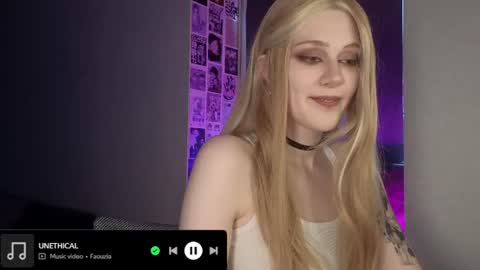 Madame online show from July 24, 3:37 pm