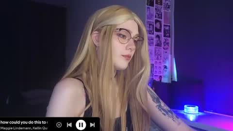 Madame online show from July 25, 4:00 pm