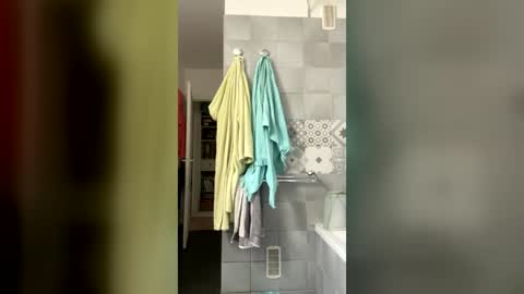 French Guy online show from June 22, 8:59 am