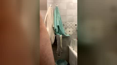 French Guy online show from June 24, 11:07 pm
