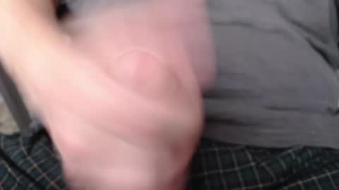 eat_a_peach2 online show from August 7, 9:37 pm