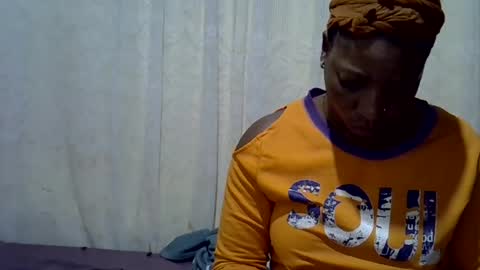 ebony_candy1998 online show from August 15, 3:54 am