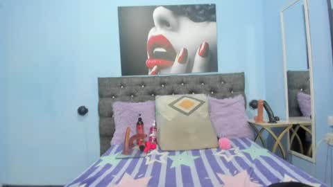 ebony_hot_25 online show from August 13, 4:37 am
