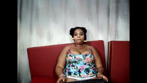 ebony_lovex0x online show from August 6, 12:15 pm