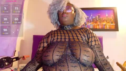 LINA  online show from August 16, 3:32 am