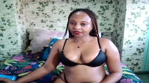 ebony_seduction00 online show from August 7, 6:13 am
