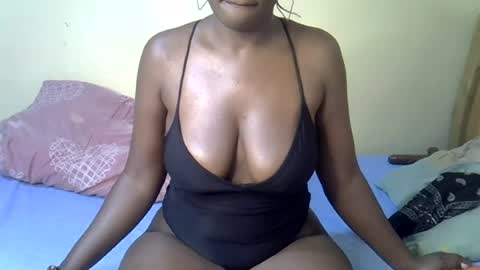 ebonyfatale online show from June 29, 11:17 pm