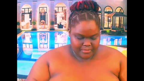 ebonyhotbuns4u2luv online show from August 12, 12:07 pm
