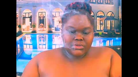 ebonyhotbuns4u2luv online show from August 13, 7:22 am