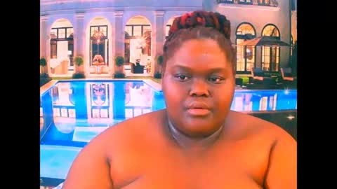 ebonyhotbuns4u2luv online show from August 13, 8:39 am