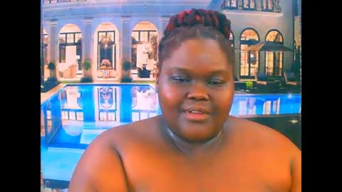 ebonyhotbuns4u2luv online show from August 13, 6:33 pm