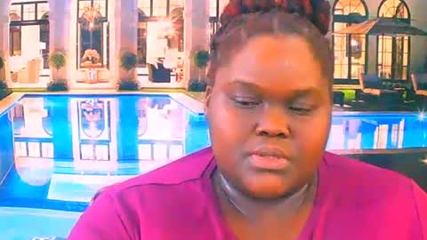 ebonyhotbuns4u2luv online show from August 15, 12:47 am