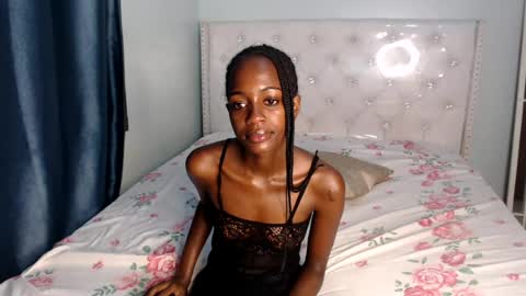 Maya online show from August 9, 2:56 am